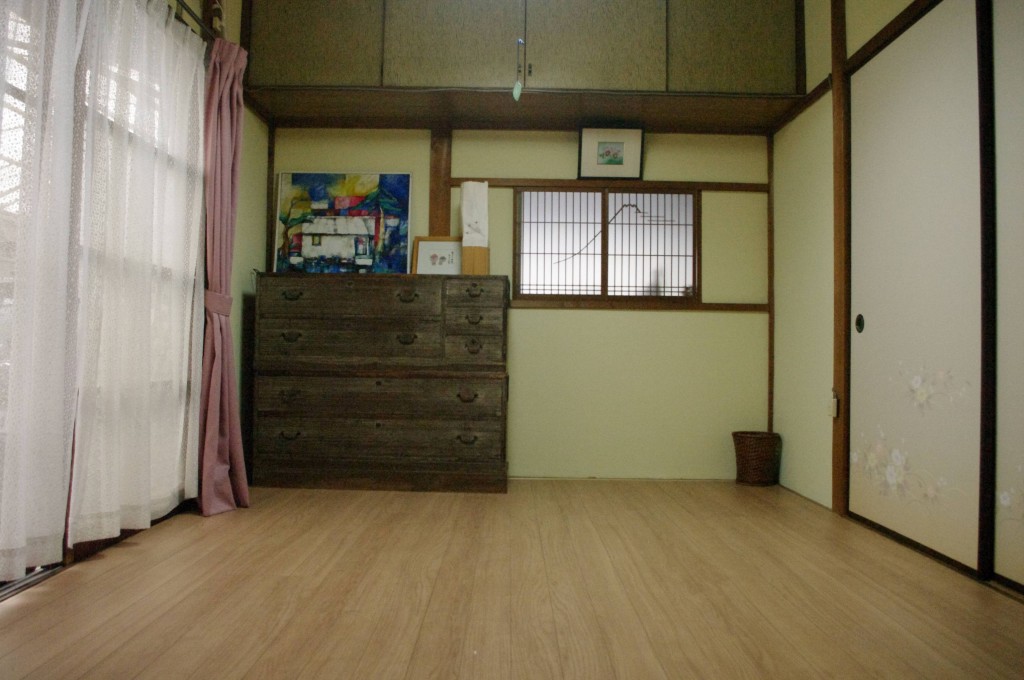 陽の間